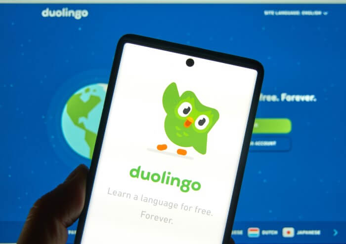 Tela inicial do app Duolingo.
